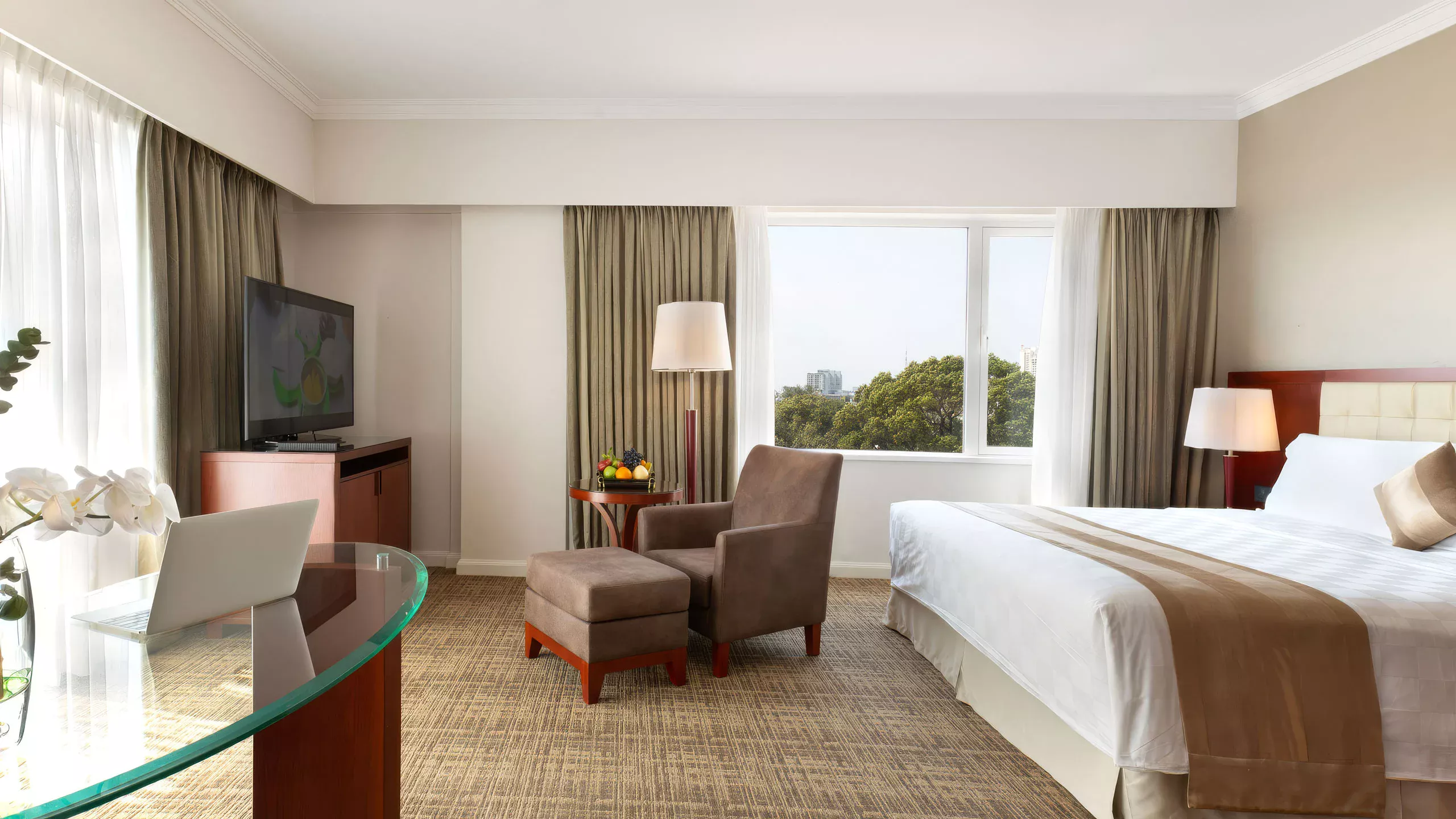 PREMIER ROOM